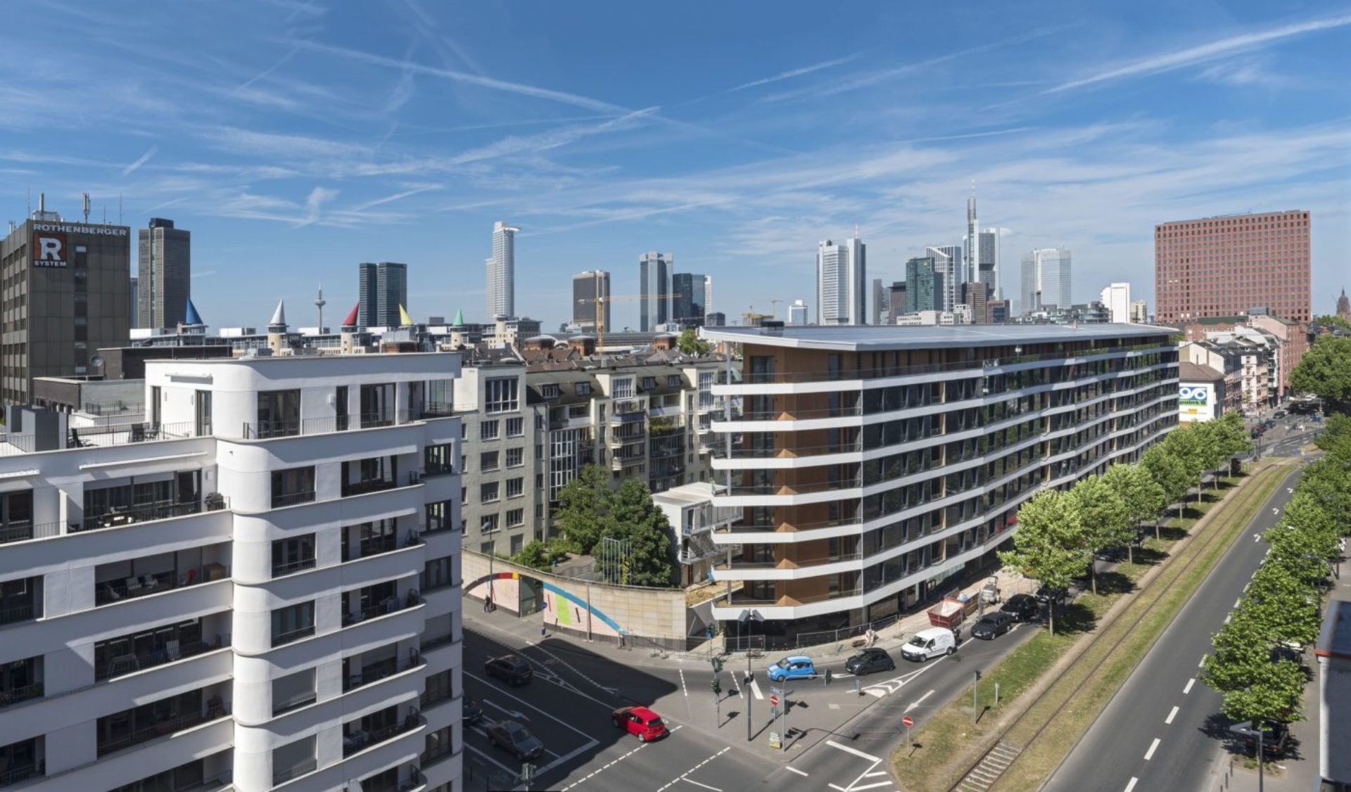 EffizienzhausPLUS, Mehrfamilien-Gebäude, Frankfurt